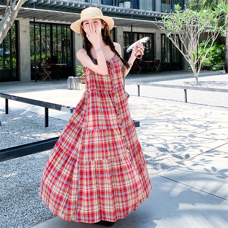 海边度假格子初恋背带裙宽松甜美吊带裙超好看连衣裙长款女夏新款图片