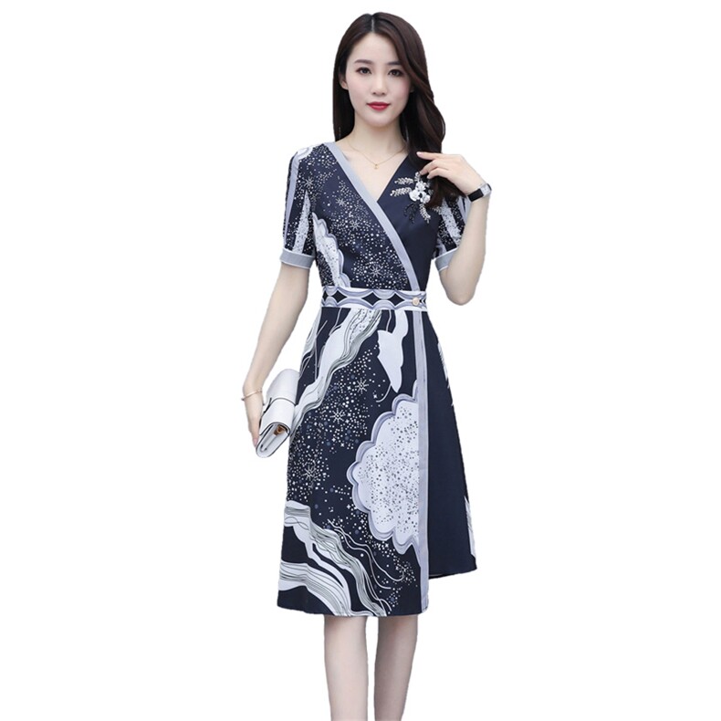 2022夏季V领领印花收腰显瘦甜美套头中长款气质连衣裙,女装连衣裙,施恩睿棋