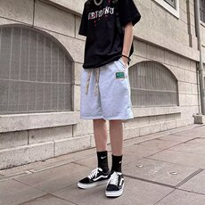 灰色