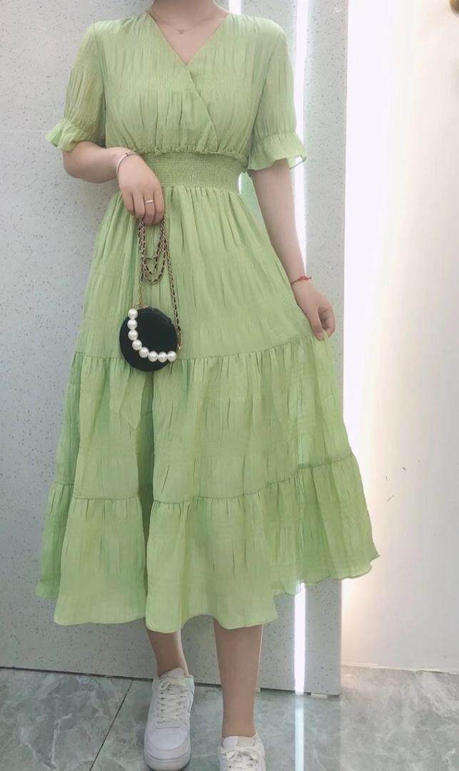 夏装连衣裙和小衫，女装连衣裙，依度空间