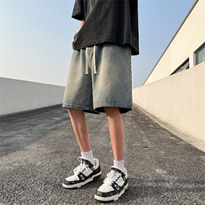 黄泥色