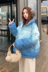 渐变色短款羽绒服女2025冬季新款独特超好看小个子保暖白鸭绒外套，女装羽绒服，2C218