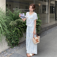 蓝色小香风上衣套装女2025夏季新款设计感蕾丝宽松阔腿裤两件套，女装套装/套裙，2C105