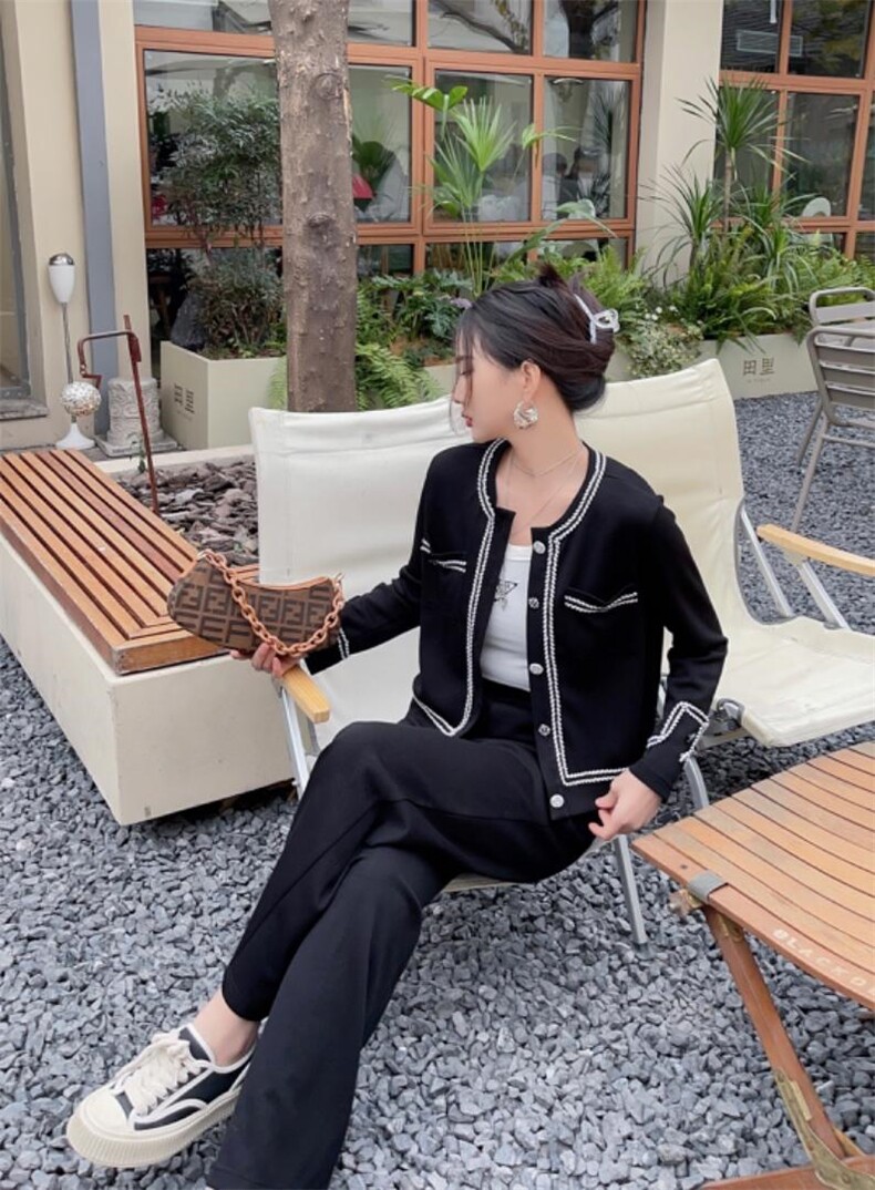 2023年小香套裙，其它，贻思茗