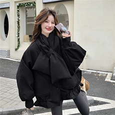 冬日韩系宽松羽绒服配围巾女2026新款设计感小个子大口袋保暖外套，女装羽绒服，2C159