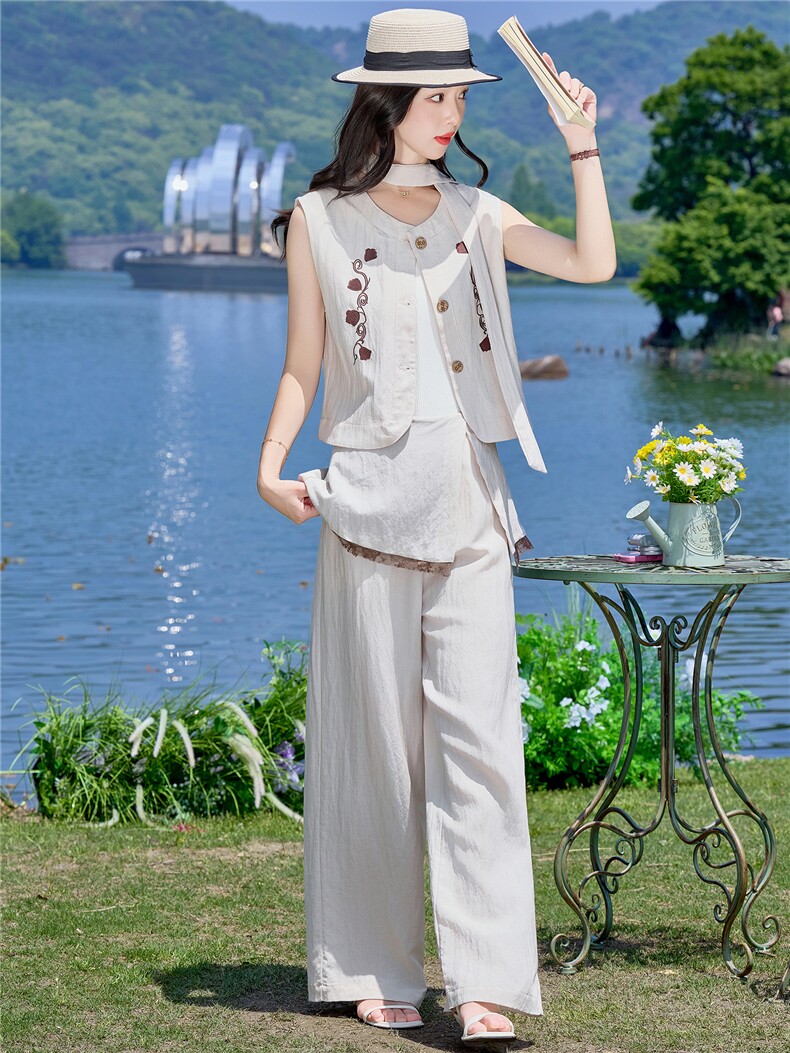 （新款现货）2026夏装时尚莱赛尔蕾丝刺绣马甲+屁帘阔腿裤两件套,女装套装/套裙,印象茜