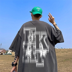 深灰色