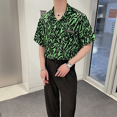 绿色