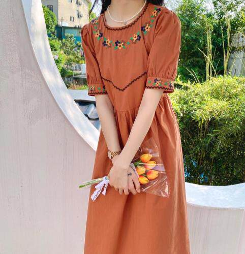 现货刺绣连衣裙，女装连衣裙，NIY