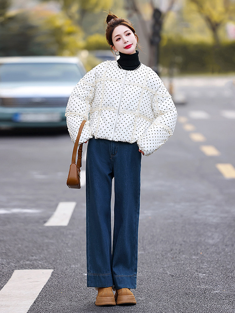 超好看圆领木耳花边短款羽绒服女2025冬季小个子白鸭绒面包服外套,女装羽绒服,歌伊格美