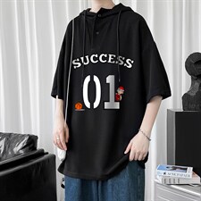 黑色