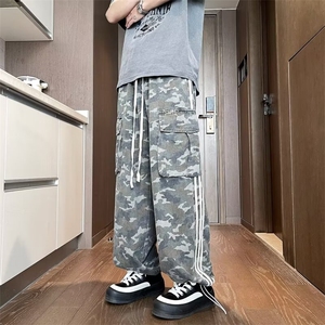 迷彩工装裤男新款酷拽设计感高腰宽松显瘦直筒阔腿裤图片
