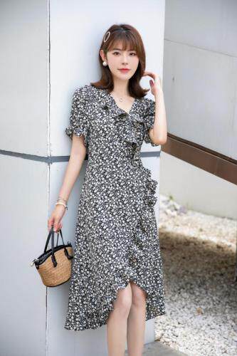 （现货）连衣裙，女装连衣裙，伊娜蕾尔