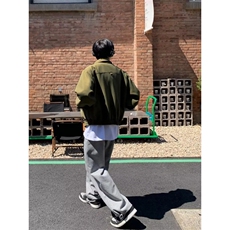 军绿色垫肩短款外套男轻奢男装高级感飞行员夹克美式机车服冲锋衣，男装夹克，星座506A