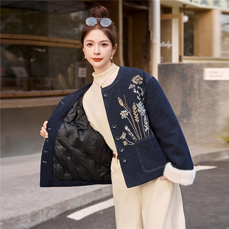 现货主推2025年冬季新款國风羽绒服外套女,女装羽绒服,曼娅璐