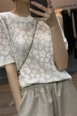 精纺羊毛针织短袖女圆领2023新款碎花T恤薄款镂空天丝半袖打底衫，女装T恤，雪真羊绒