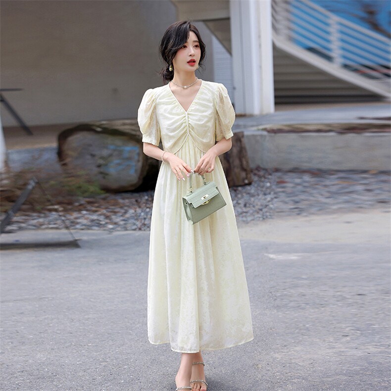 高级感连衣裙2024女装夏新款高端气质洋气女神范高腰显瘦裙子,女装连衣裙,流量+