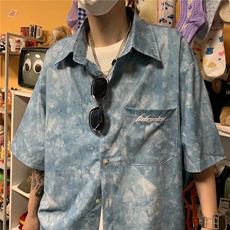 浅蓝色