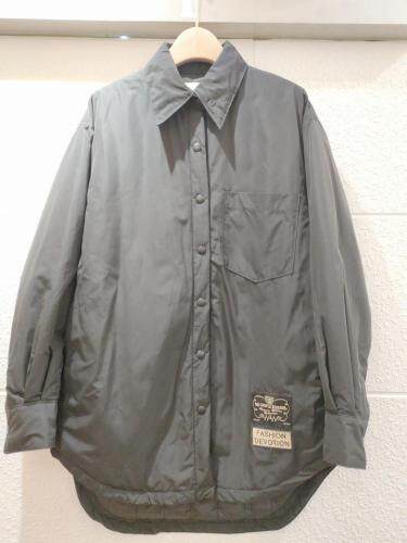 潮牌欧货棉外套,女装,moiiy