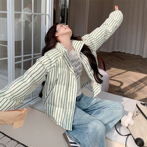 绿色条纹羽绒服女冬季2025新款高级感韩系设计感学院风加厚面包服图片