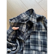 蓝色