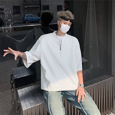 白色