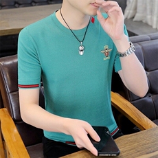 湖蓝