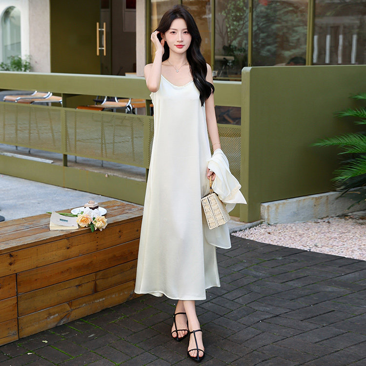 2025年夏季新款时尚舒适飘逸高级感精致无袖两件套连衣裙，女装套装/套裙，超帛