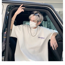 米白色