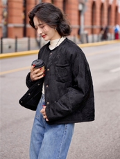 现货新款暗纹提花白鸭绒羽绒服女2025冬季短款冬装外套，女装羽绒服，梦懿尔