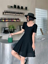 夏季新款连衣裙，女装连衣裙，一露玛娜