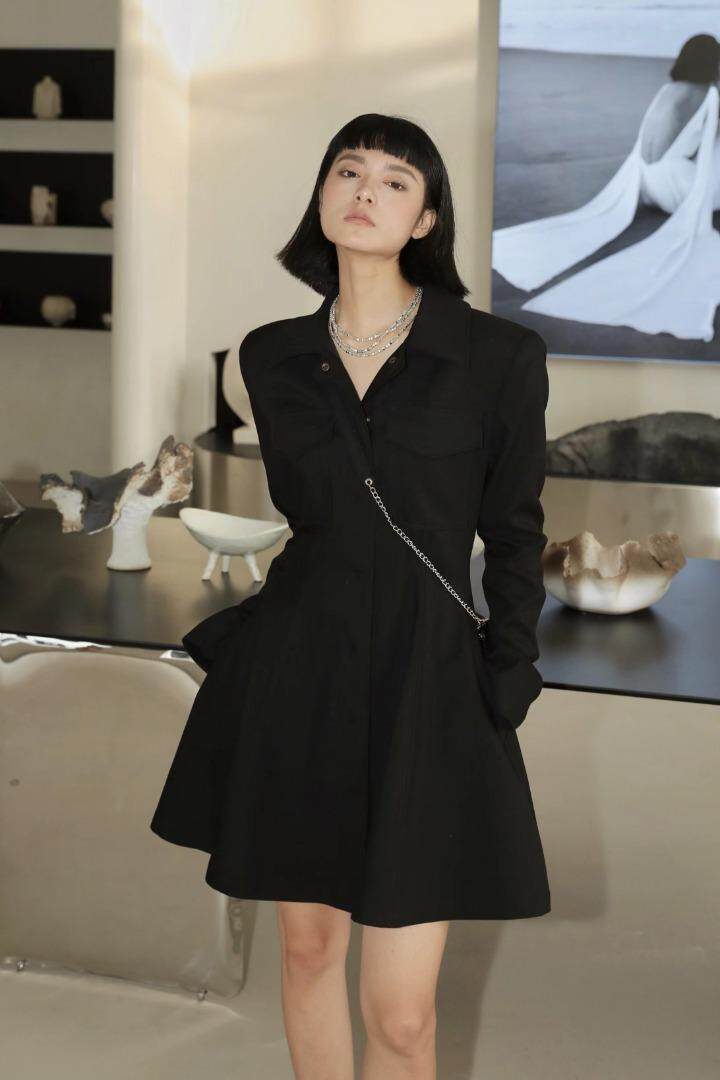 工装垫肩风衣裙短款，女装风衣，GN