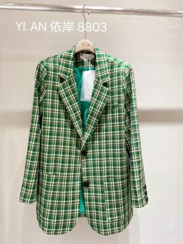 休闲西装，女装西装，依岸