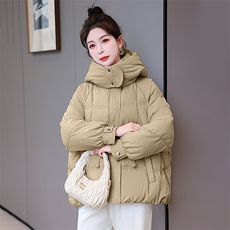 2023新款现货90白鸭绒羽绒服女连帽新款面包服时尚宽松保暖外套，女装羽绒服，卡杰菲