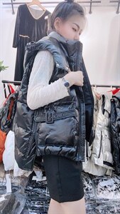 2021新款欧货马甲图片