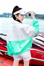 2021年夏季时尚气质百搭优雅拼接潮流长袖短外套，女装防晒衣，艾尚靓装