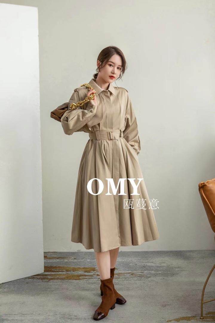 秋款风衣裙，女装风衣，欧蔓意