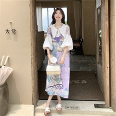 印花套装女夏季2026新款法式娃娃领衬衫蕾丝刺绣领口吊带裙两，女装连衣裙，艾米莉亚