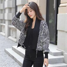 2022秋季新款欧货潮流高级感显瘦时尚百搭短款外套，其它，L·H·X