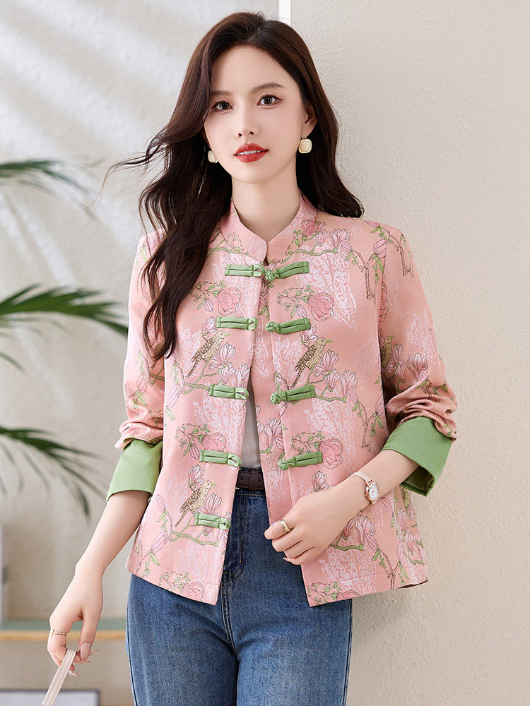 新中式盘扣羽绒服女2025冬季新款黄色提花唐装白鸭绒短款外套,女装羽绒服,衣之秀
