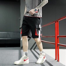 红色