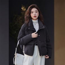 现货！2023新款冬装新款加厚短款纯色时尚90%白鸭绒羽绒服，女装羽绒服，众宇琦