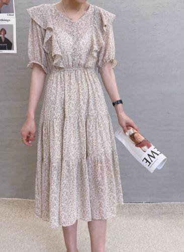 连衣裙到货，女装连衣裙，亮金金