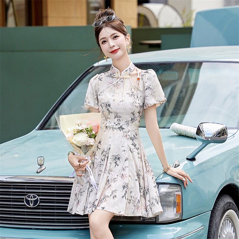 复古印花小个子旗袍连衣裙女2024夏季新款立领盘扣修身泡泡袖裙子,女装连衣裙,依如秀(原杭风阁)