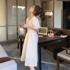 茶歇法式泡泡袖白色方领连衣裙女夏2025新款初恋仙女高端提花长裙，女装连衣裙，2C201
