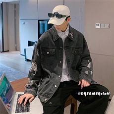 黑色