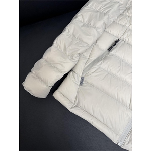 里外同料 高品质  F5561  P67特 刺绣款 连帽排骨棉服图片
