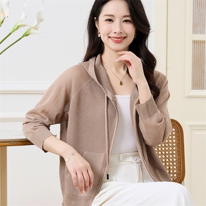 减龄宽松天丝亚麻开衫女短外套透气防晒小衫2025春夏新款连帽拉链图片
