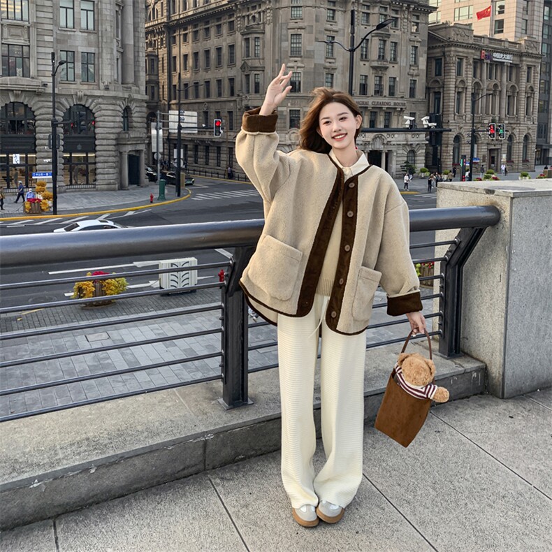 韩系chic咖色短款羊羔毛外套女秋冬超火好看高级小众加绒加厚夹克,女装毛呢外套,2C050