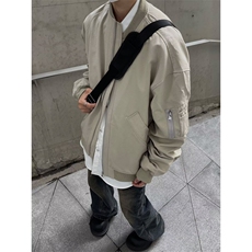 灰色